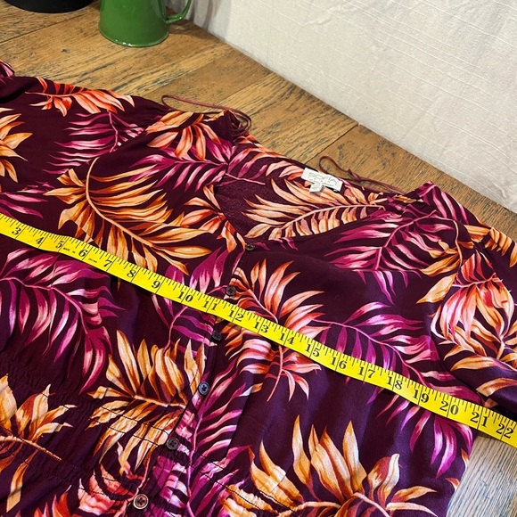 Sofía Jeans Smocked Waist Blouse – Tropical Print, Size L - Picture 3 of 9